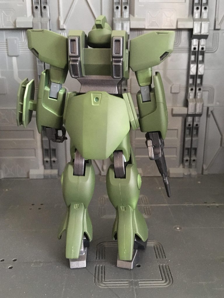 バックから
バックパックの有無でガンブラスターとガンイージの組み替えになっています
