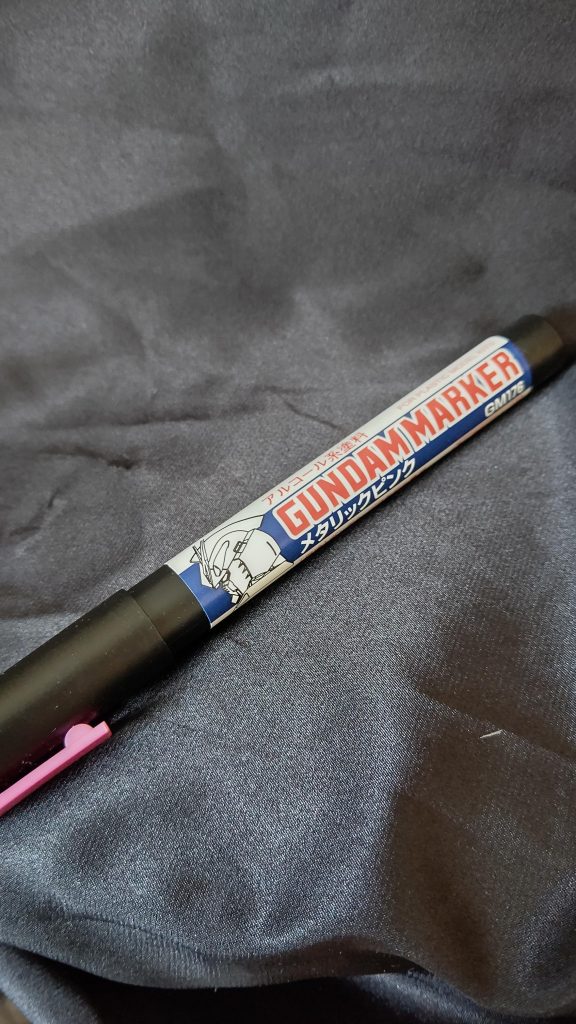 GNﾄﾞﾗｲﾌﾞやｺﾝﾃﾞﾝｻｰ部はｶﾞﾝﾀﾞﾑﾏｰｶｰで理想通りの色でした。