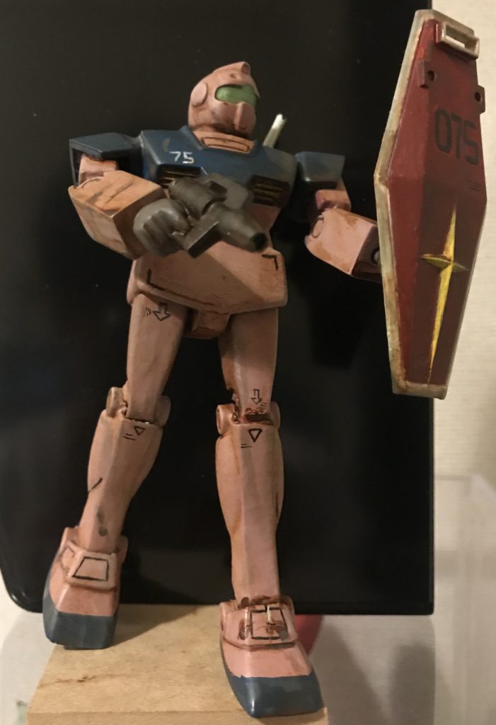 全体を前から。左足は固定の時に元合わせ目が壊れまして、汚くしてごまかしてます笑