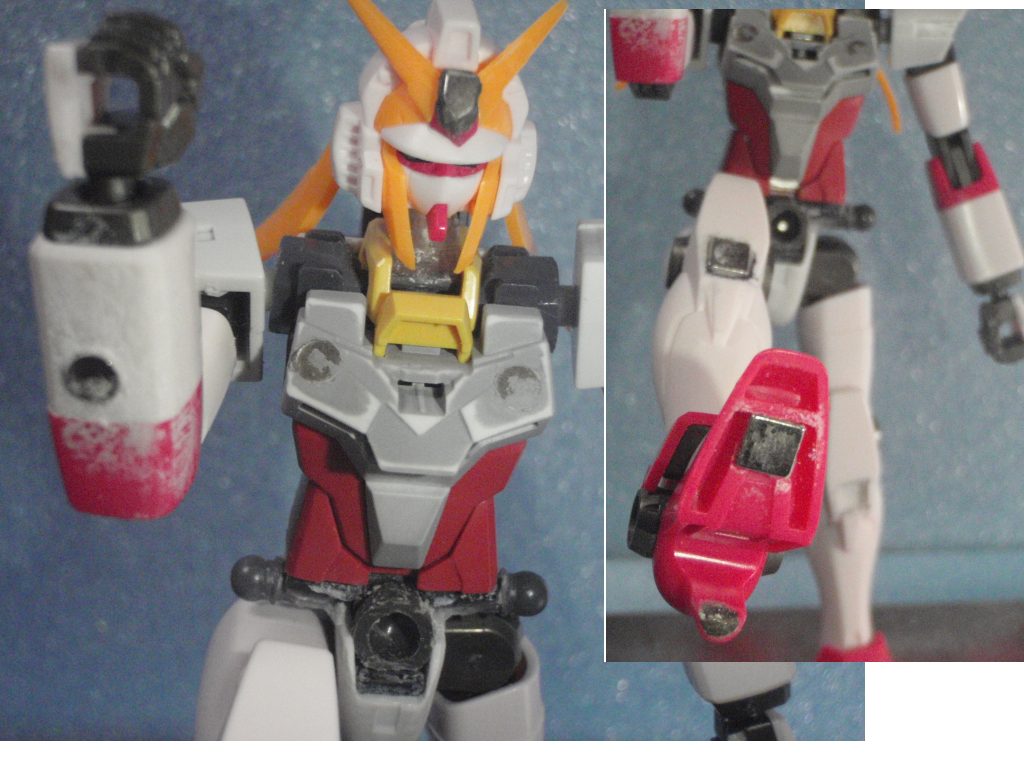 コアガンダムのイメージで追加アーマーの為に各部磁石を仕込んでます。