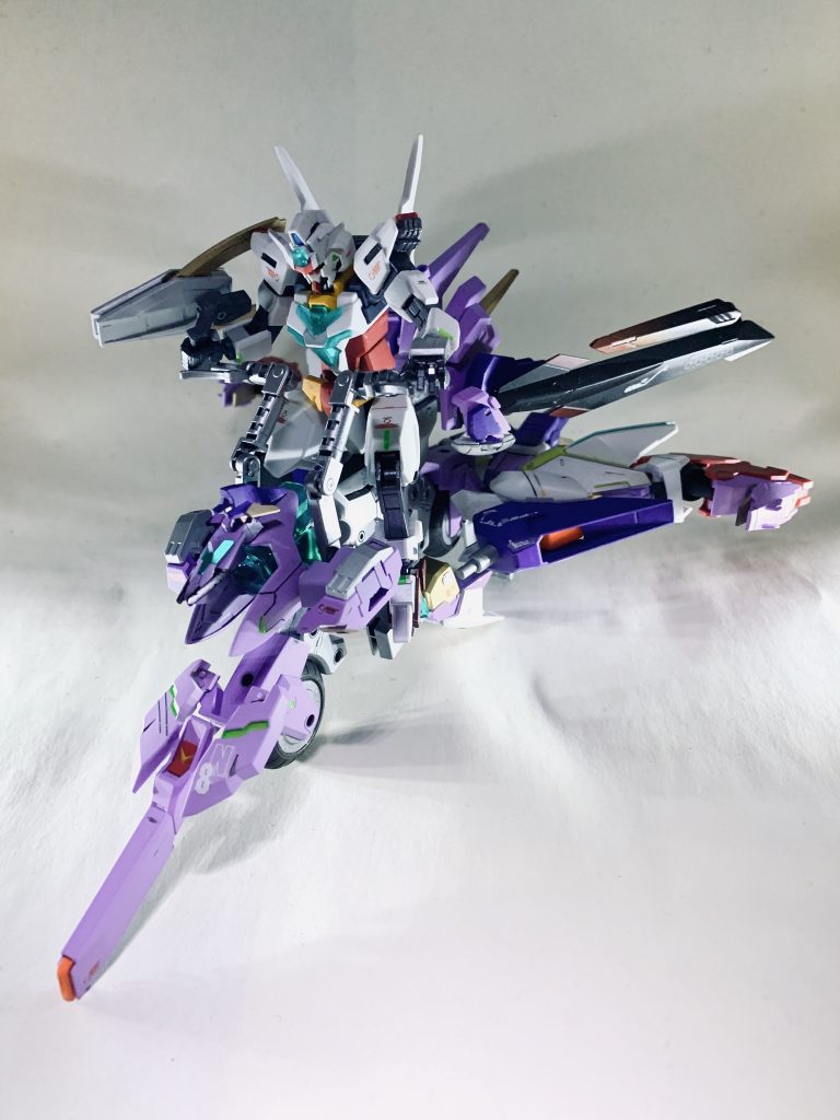 最初はアーマーでドラゴンになるようにしたいなと考えていたのですが、技術力と知識不足でダメでした;いつかリベンジしようと思います。
    +