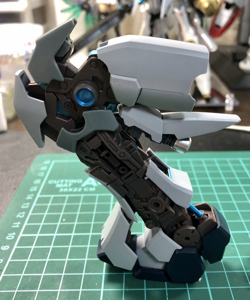 素晴らしい脚部可動