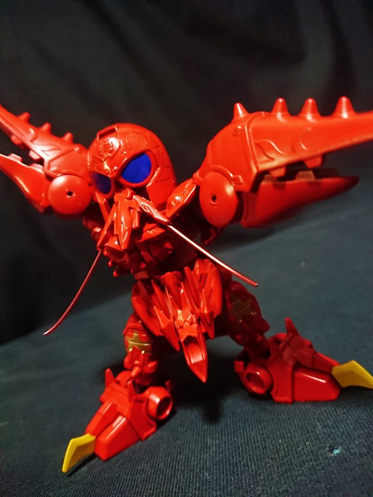 今回のロマサガンダムはボストンです。
笑いを誘う見た目なのに一切ギャグ要素の無い海老です。
徒手空拳という名のハサミ1本で戦い、島を救った後も律儀にアビスまで付き合ってくれるセリフの渋い甲殻類です。