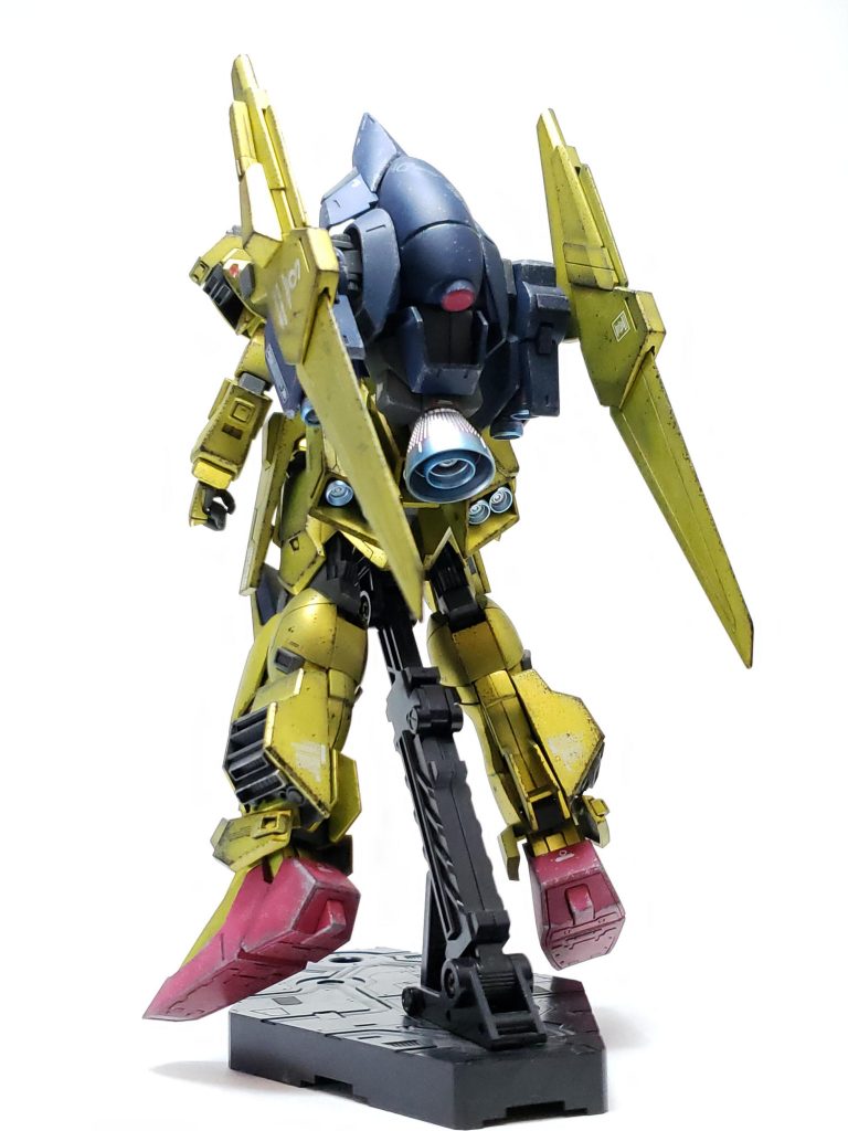 バックパック本体はフライルーのボディーを使用しました