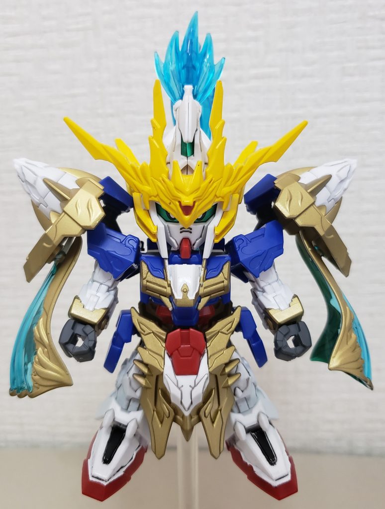 正面肩の金模様も塗ってません。