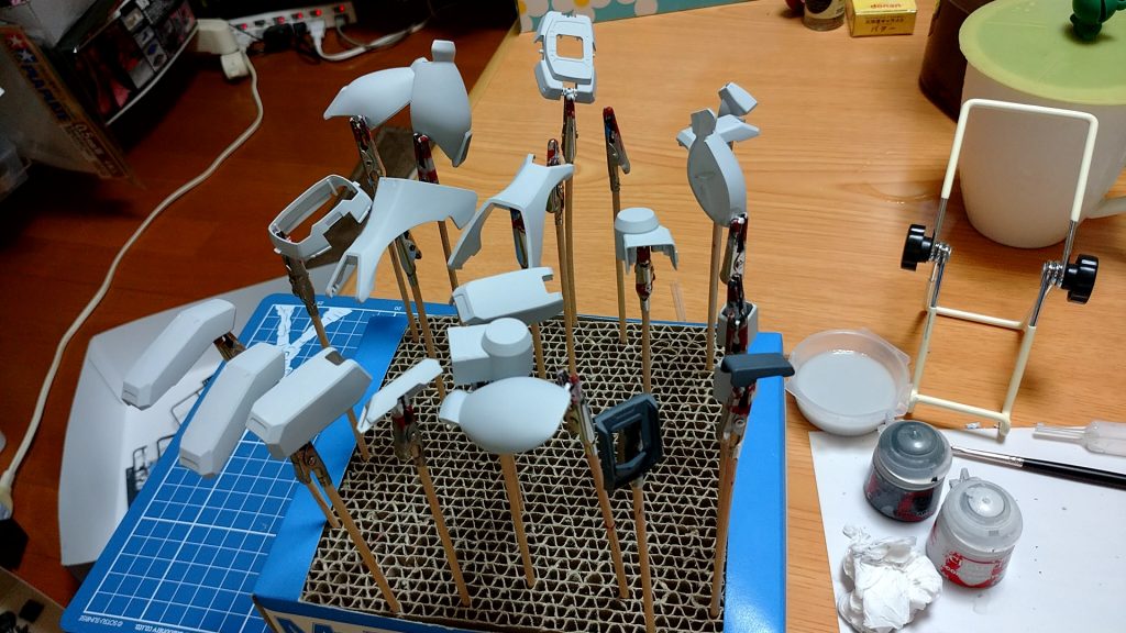 オール筆塗り。MGは大きいので大変でした。