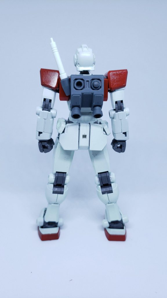 バック
GM/GMの物を流用、接続軸はBEYONDに合わせて空け直してます
※3mmの片方が塞がっているのは追加装甲取り付けの為です