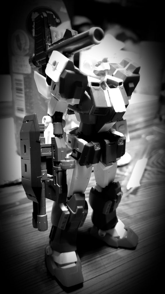 今ゆったり作ってるこのジムの追加装甲