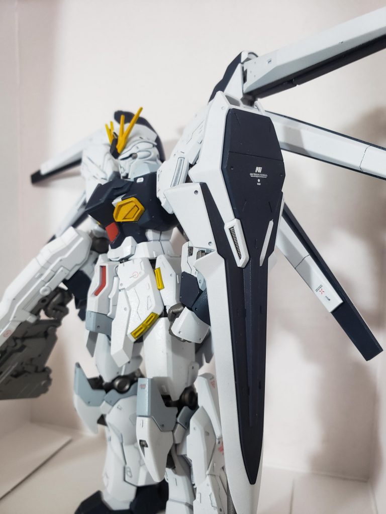 シナンジュスタイン Hi-ν–4枚目/制作者：よしはる