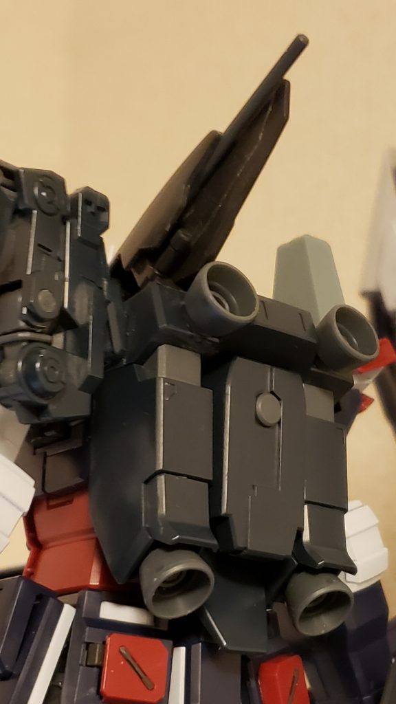 バックパックはジェスタのやつからチョイス〜
左側のセンサーはEx-Sのと余剰パーツとドワッジのアンテナでセンサーを