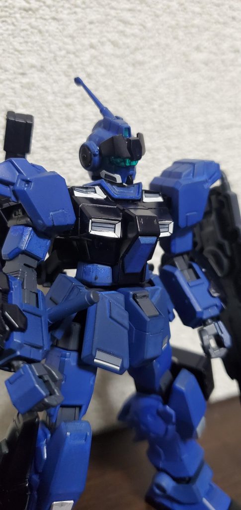 アップ。腰周りがグラデーションになってて僕は好きです。