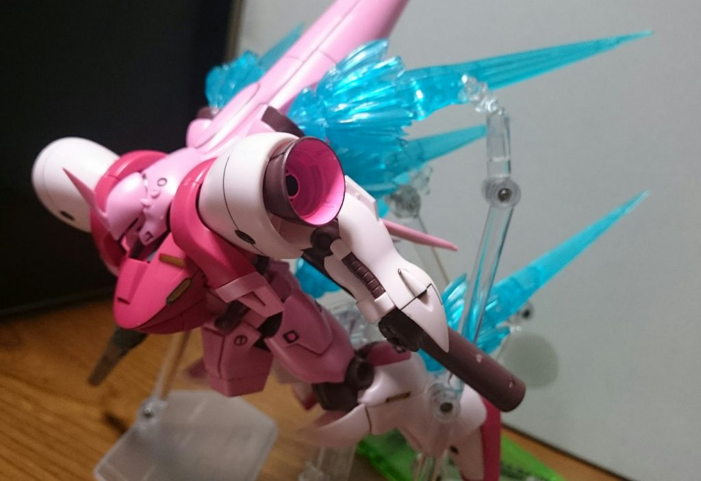 ・シュツルム・ブースター+エフェクト取り付け
……なんかもう、ごちゃごちゃしててワケわかんないっスね