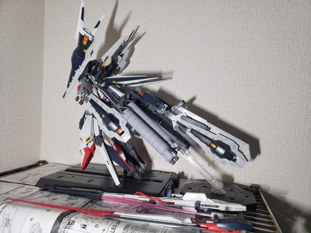 クルーザー形態の横姿と武器です(笑)そこ。長すぎるとか言わない!+