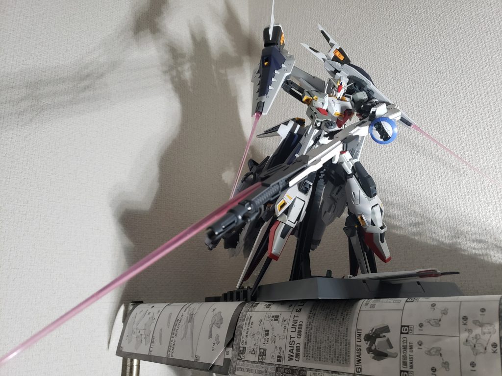 ビームジャベリン&似非サブアーム武器の取り回しの低さはド底辺だけどその代わりシールドブースターの武装で補えるよ〜八つ裂きよ。+