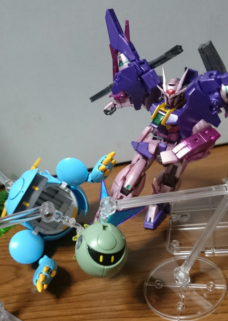 「トランザムインフィニティ!」
「ボールは友達!」