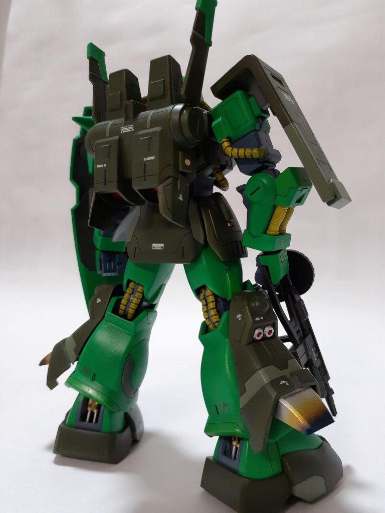 ヒートホークを用意してたのに、携行させるの忘れました。
    +