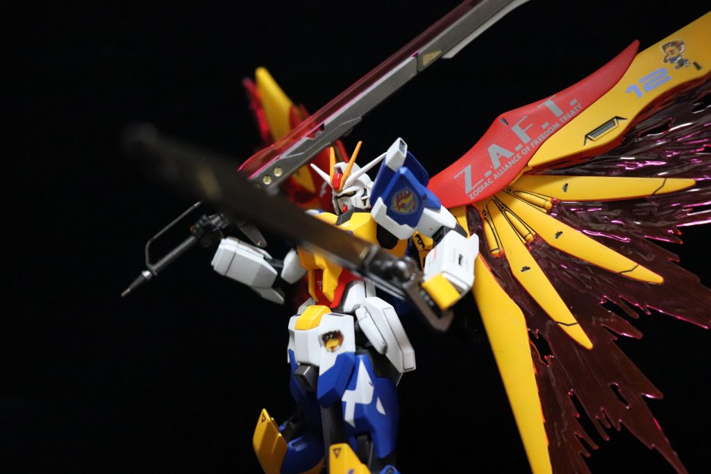 武器いいですよねデスティニーは
    +