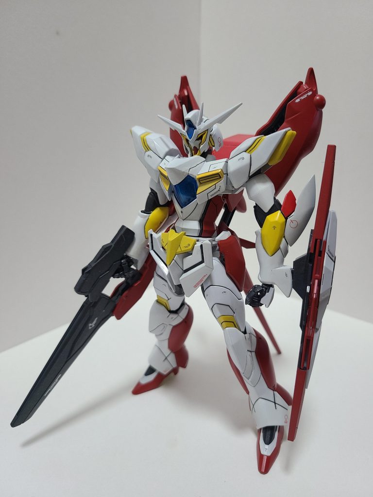 OO最終回にて、リボンズは刹那との戦いに敗れました。まさか生きているはずは無いのですが、(好きなキャラなので)あの後なんやかんやあって生き延びて、しかもAGEのEXA-DBの技術を発見して…という超ビルド脳の設定になっています。