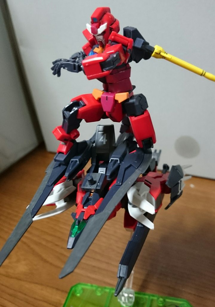 「空中用のサポートメカ？」「そんなの用意してんのなんて知らないわよ！！」「俺…… 僕が本物のコアガンダムを調べて作りました」「本物？」「よくわからないけど 空を飛ぶだけのサポートメカで 私のマニューバについてこられるかしら！」…… ………… ……「まだだ…」「まだ全部は見せてねぇ」「あの…」「さっきからちょくちょくリゼくんじゃない人がしゃべってない？」「コアガンダムには」「先がある！」「コアチェンジ…」「ドッキング・ゴーーーーッ！！」「…… 誰っ！？」「サポートメカって分離して追加アーマーになるんだ？」「ハッ だからコアガンダムなんだよ！」「だから誰！？」「俺は…」「ビルドダイバー……リゼだ！！」…… ………… ……「ホマリのアドバンテージは封じさせてもらった！」「リゼくんって…運転すると人が変わるタイプ？」「知らねーな…覚悟しろ！」「最後はこれで決めて…」