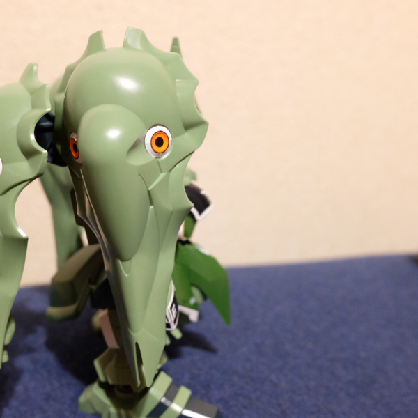 「捨てられたのか…おまえも…」