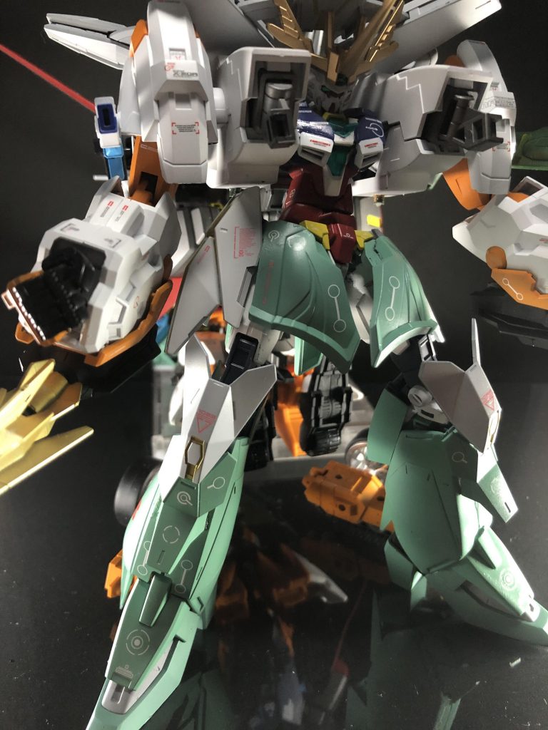 ポージングさせたかったんですけどせいぜいこれくらいが限度です……

まぁ戦隊のDXロボくらいの感覚だと思っていただければ……