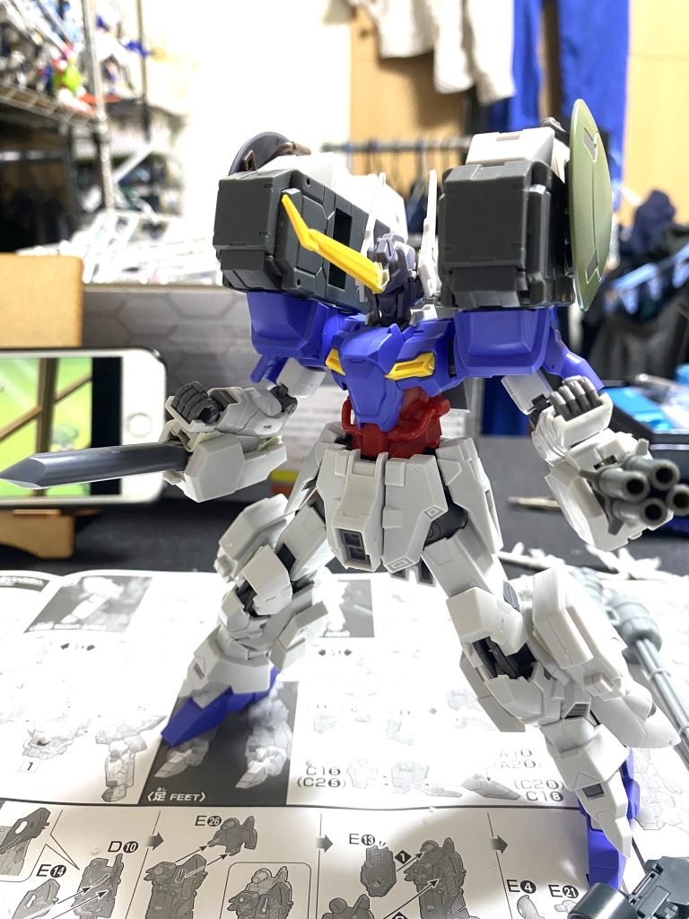 組み立て
基本はムーンガンダムそのままです