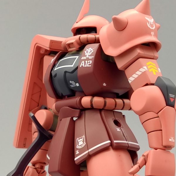 1/144 HGUC MS-06S シャア専用ザクⅡ