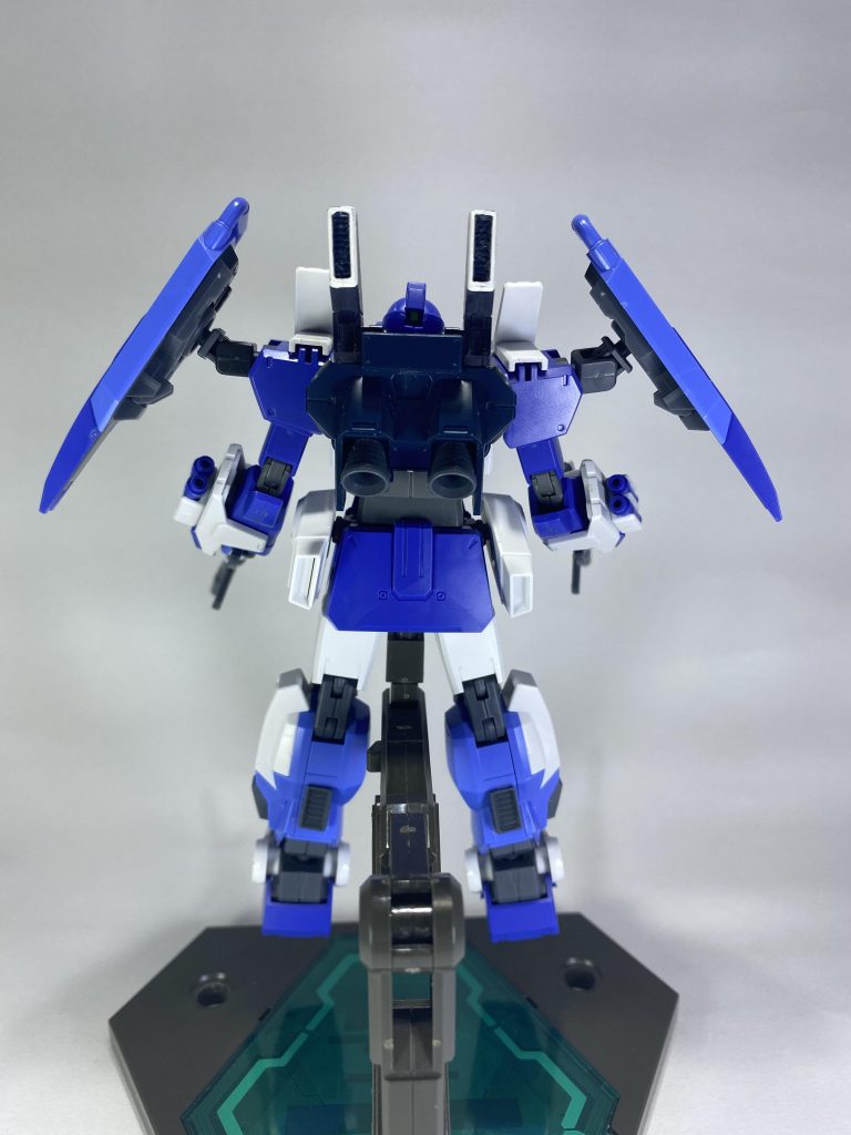 パックパックをBD3号機の宇宙対応の物とし、サイドアーマーや脚裏にスラスターを増設した事で装甲増加による機動力の低下や陸空宙での運動性能の向上を計っている