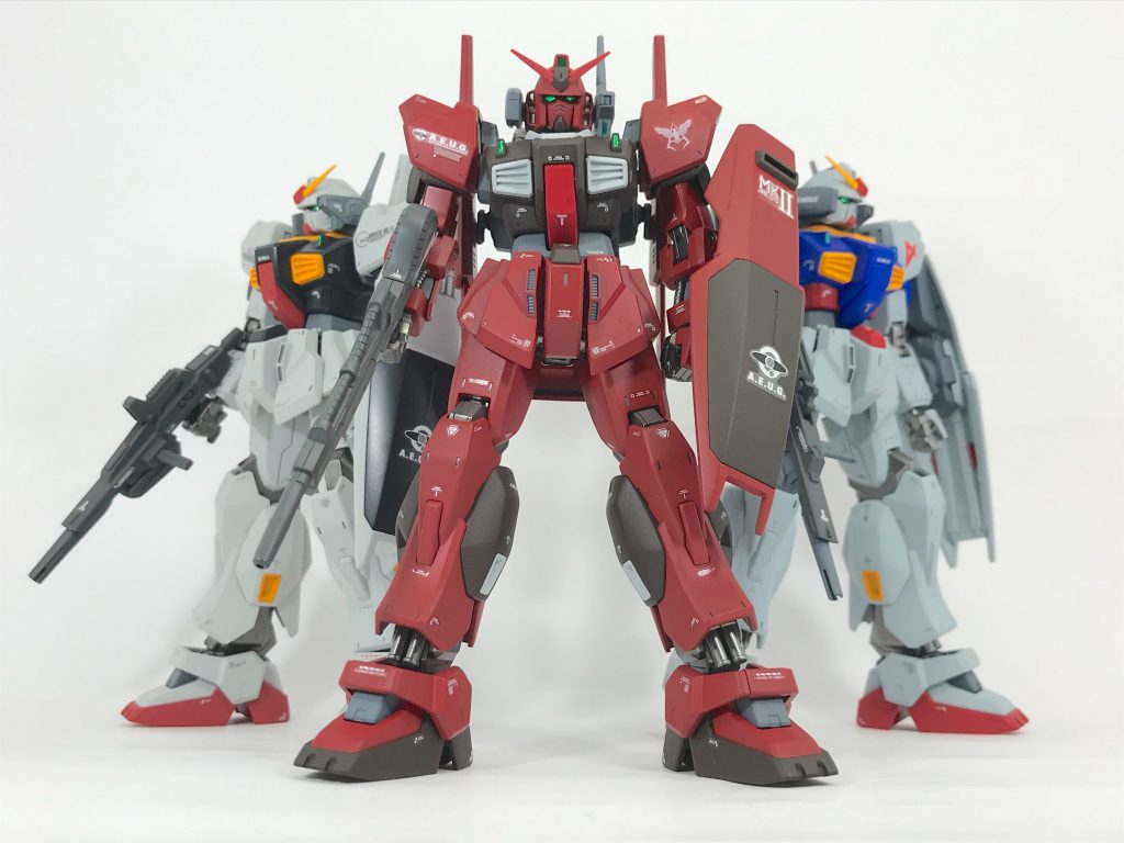 下準備(パチ組)は出来ていたものの、夏休み約一週間で、表面処理→塗装→デカール貼りを3機分仕上げるのはキツかった〜 手の遅い作者にしては奇跡の様な仕上がりですね〜 ( ;´Д`)   +