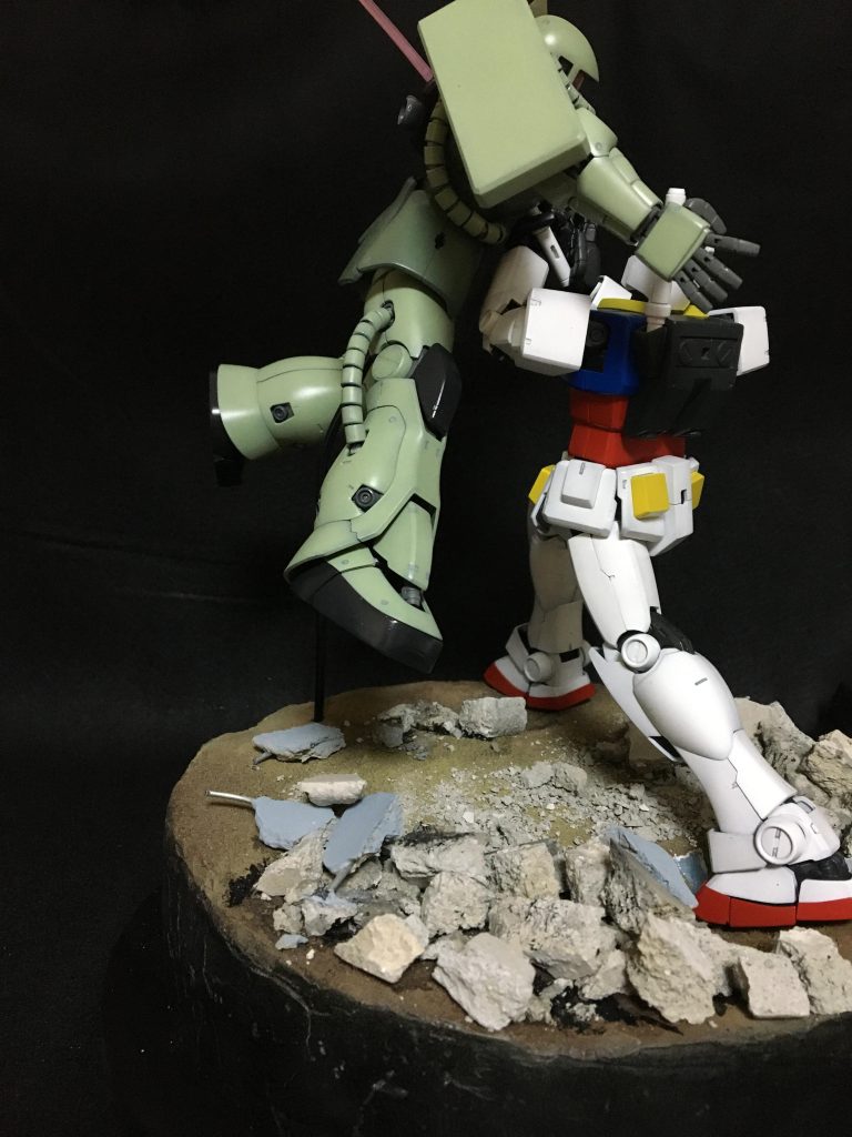 MGガンダムとザクⅡのジオラマ–7枚目/制作者：ogagaga