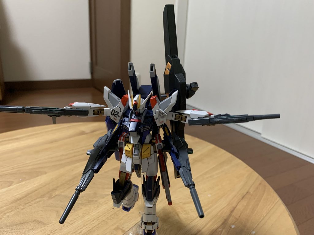 追加要素2
腰部にビルドブースターMk-IIの武装を追加しています。以前はアーマーシュナイダーが装備されていました。