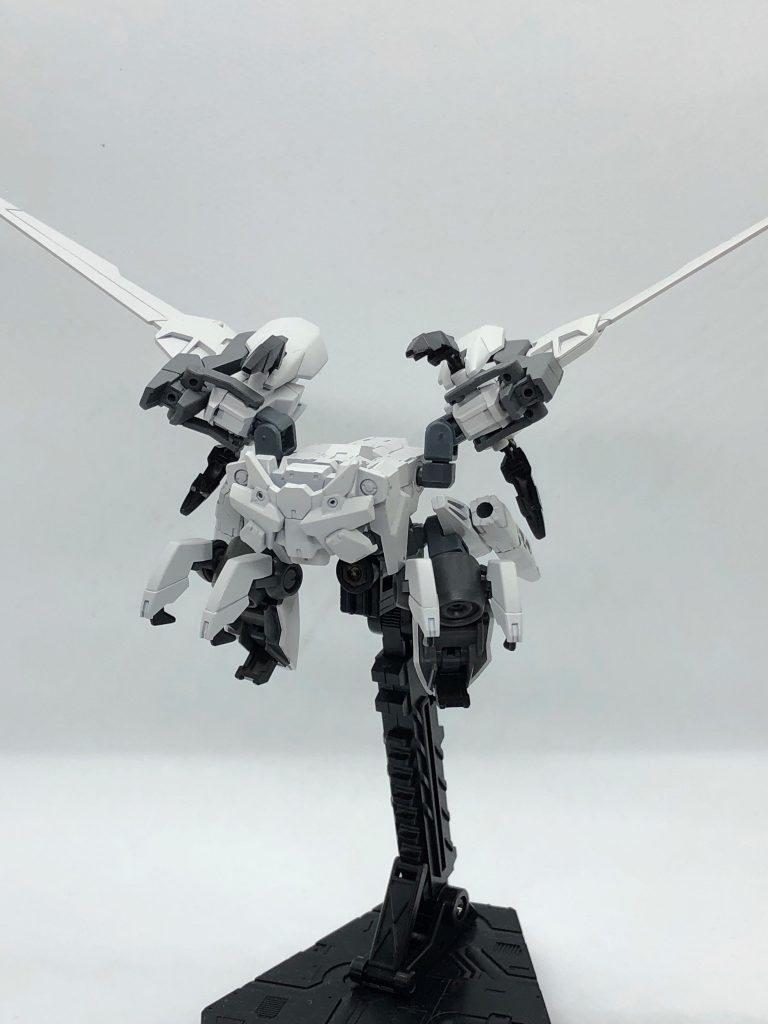 バトラー–5枚目/制作者:ヒデ