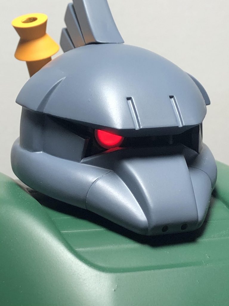 完璧な造形の頭部です。見てるだけで癒されます