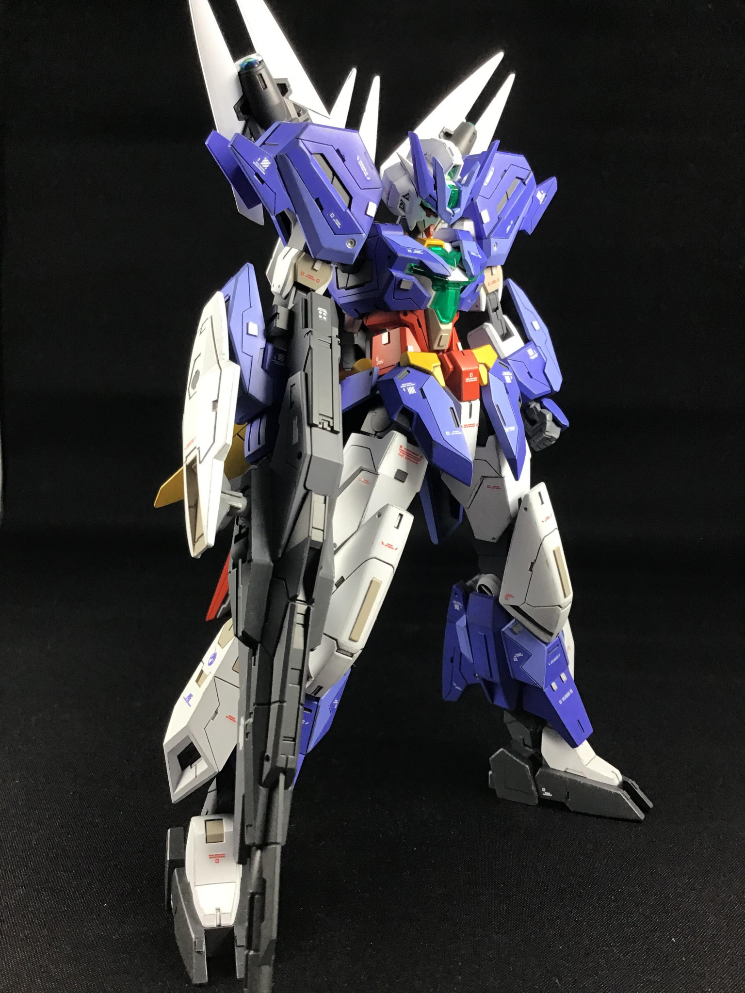 HGユーラヴェンガンダム｜ガッチャ信者さんのガンプラ作品｜GUNSTA