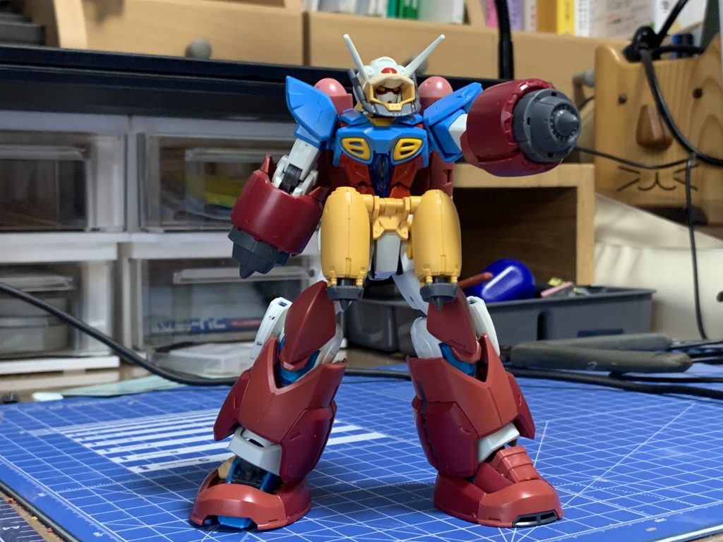 塗装前の画像です。
このままでも結構面白い形してて気に入っていました。