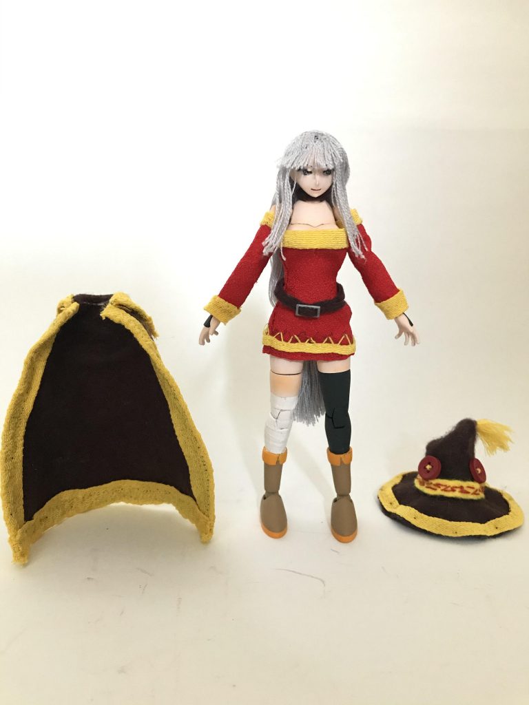 針金入れたからマントが立ってます