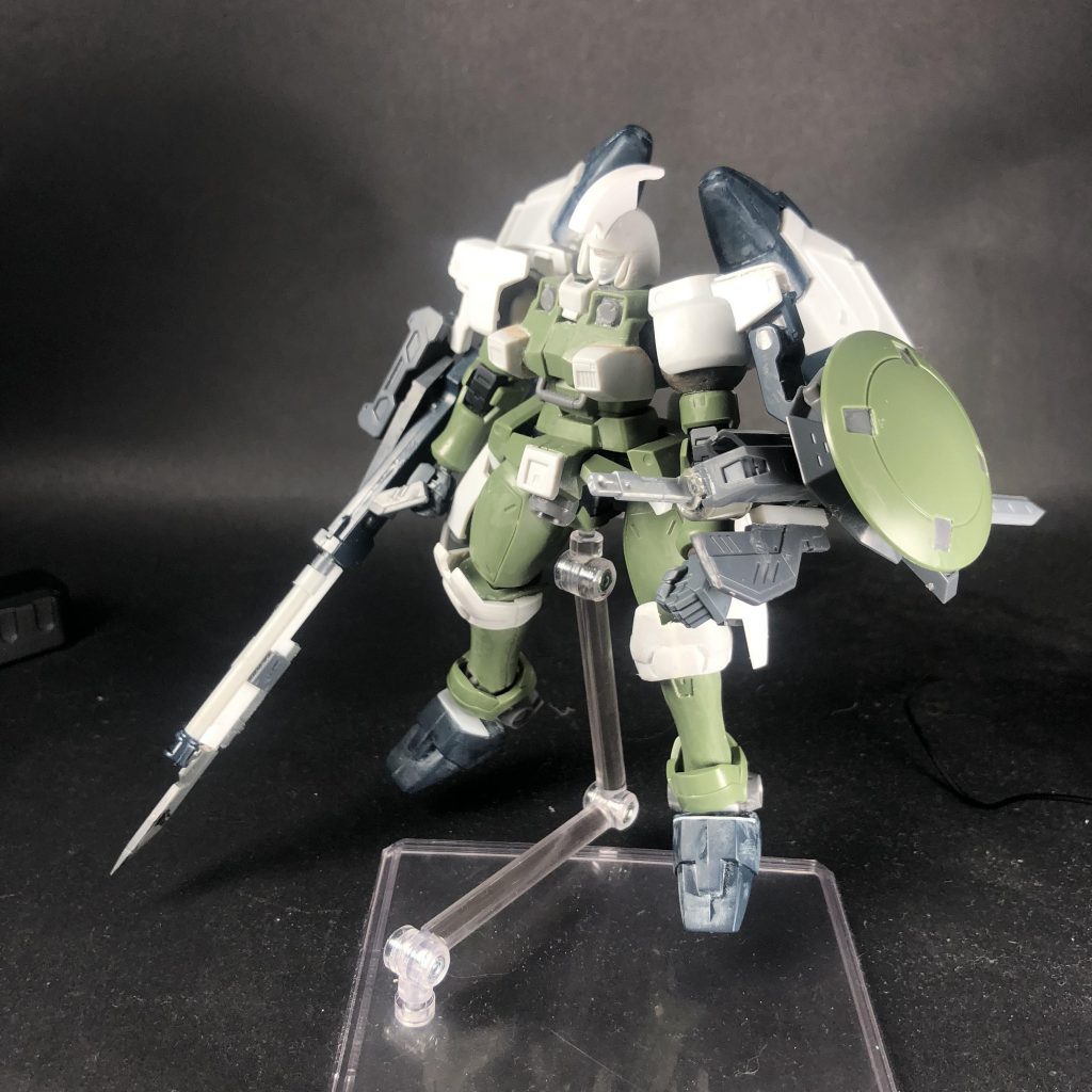 基本は素直に旧キットトールギス + hgacリーオーのミキシングです。