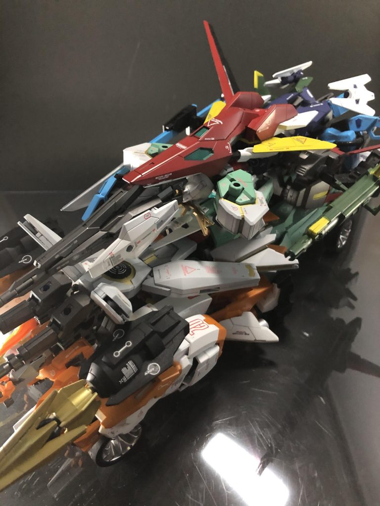 そして今まで通り変形して戦艦形態のコアシップになるギミックもとうさいしました！