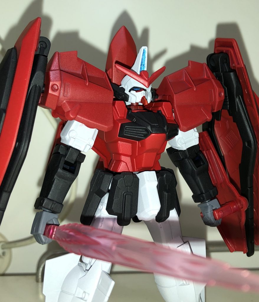 頭部も割とイケメンです。