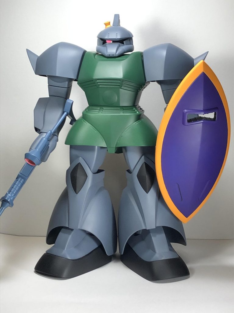 肩の蛇腹を切った以外はキットままですが、一切隙のないスタイルで、めちゃくちゃかっこいいと思います。このプロポーションの144欲しいな笑