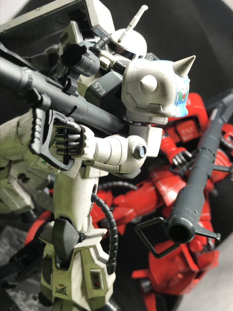 ジョニー機とのツーショット。

揃うと映える紅白コンビです。