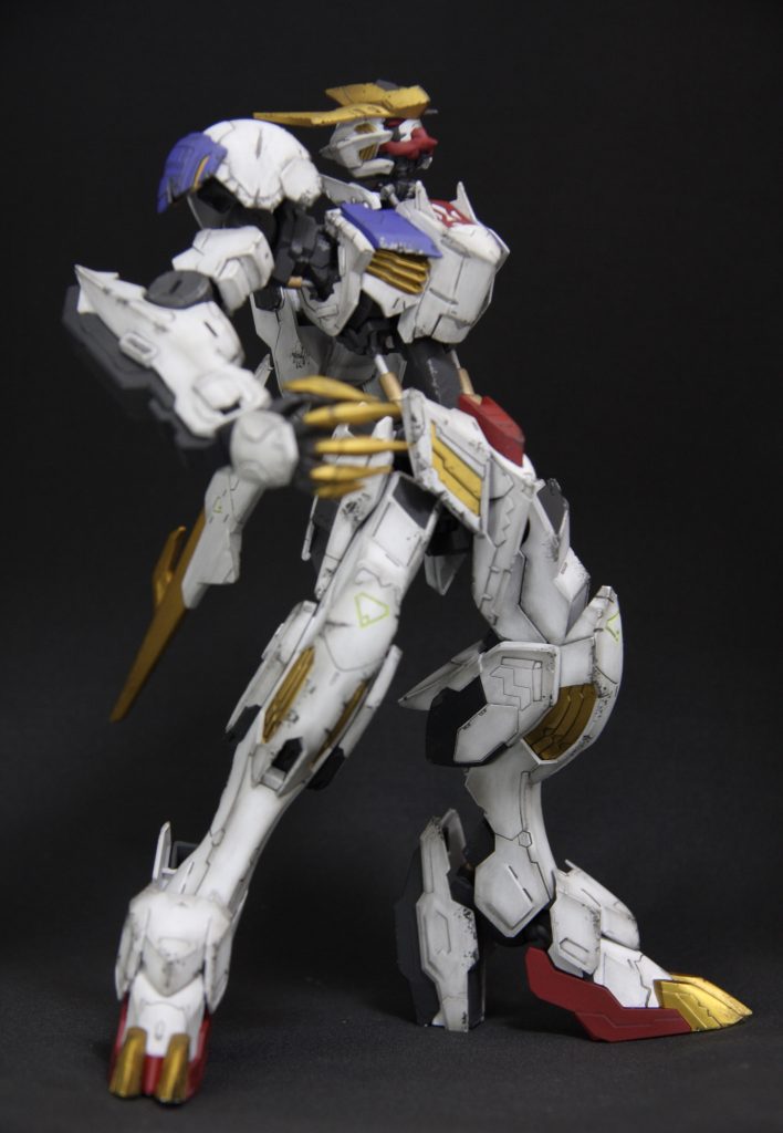 マニュピュレーターとレクスネイルは指元から一度切り離して指のポージング変更と延長をしています！