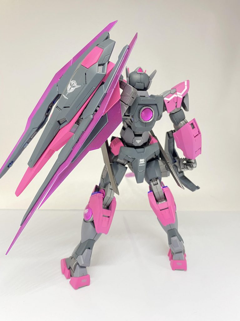 ダブルオーダークアンタ–3枚目/制作者：JORGE