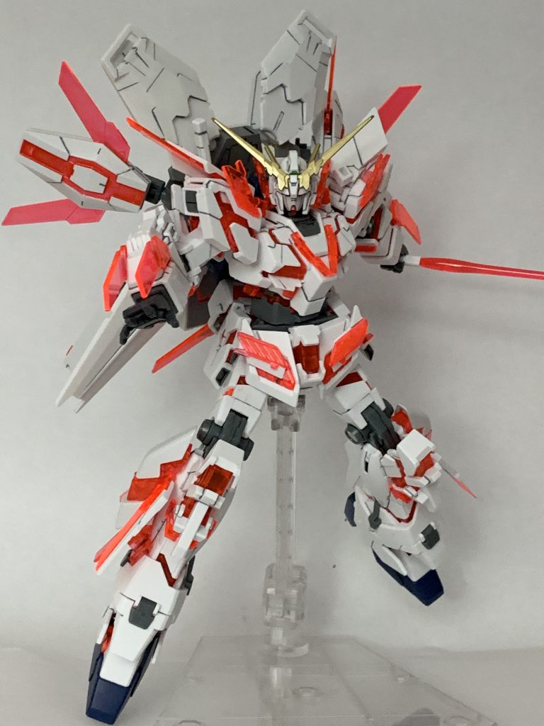 本機体の真の運用目的は「サイコフィールドによる驚異的機動力と絶対的な制圧能力」である