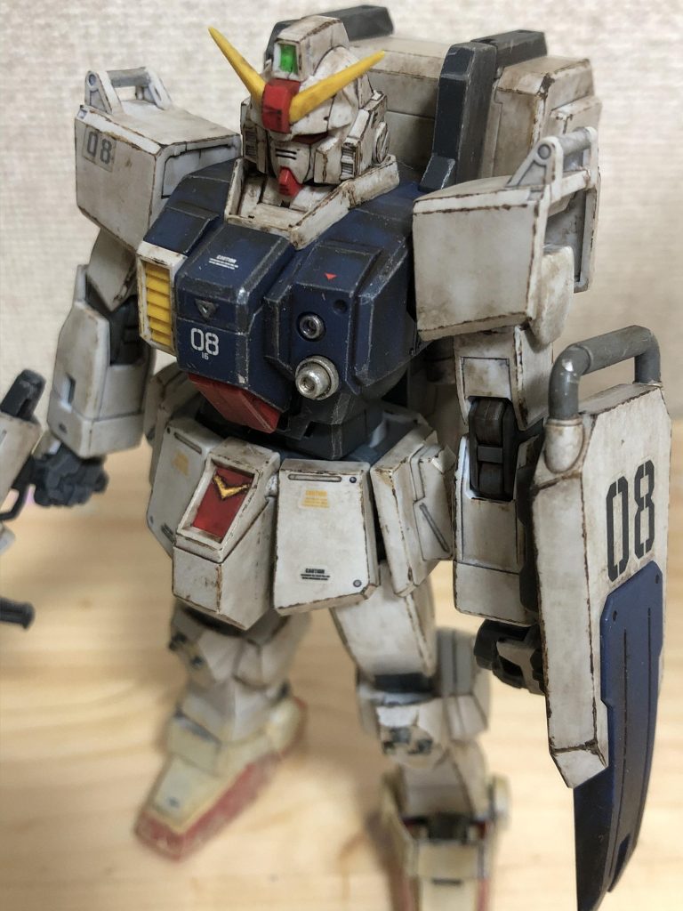 陸戦型ガンダム  素組簡単フィニッシュ ウェザリング仕上げ–2枚目/制作者:みくろ