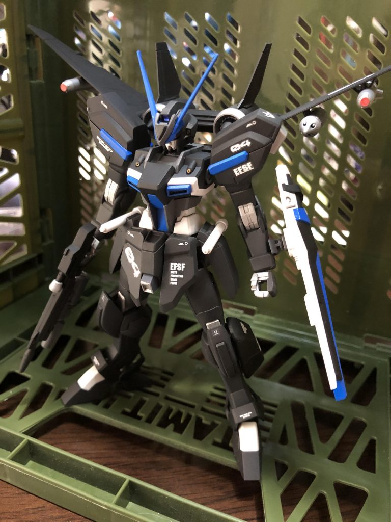 ウィンダム改〝シュバルツ.フリューゲル〟–2枚目/制作者：真樹京介