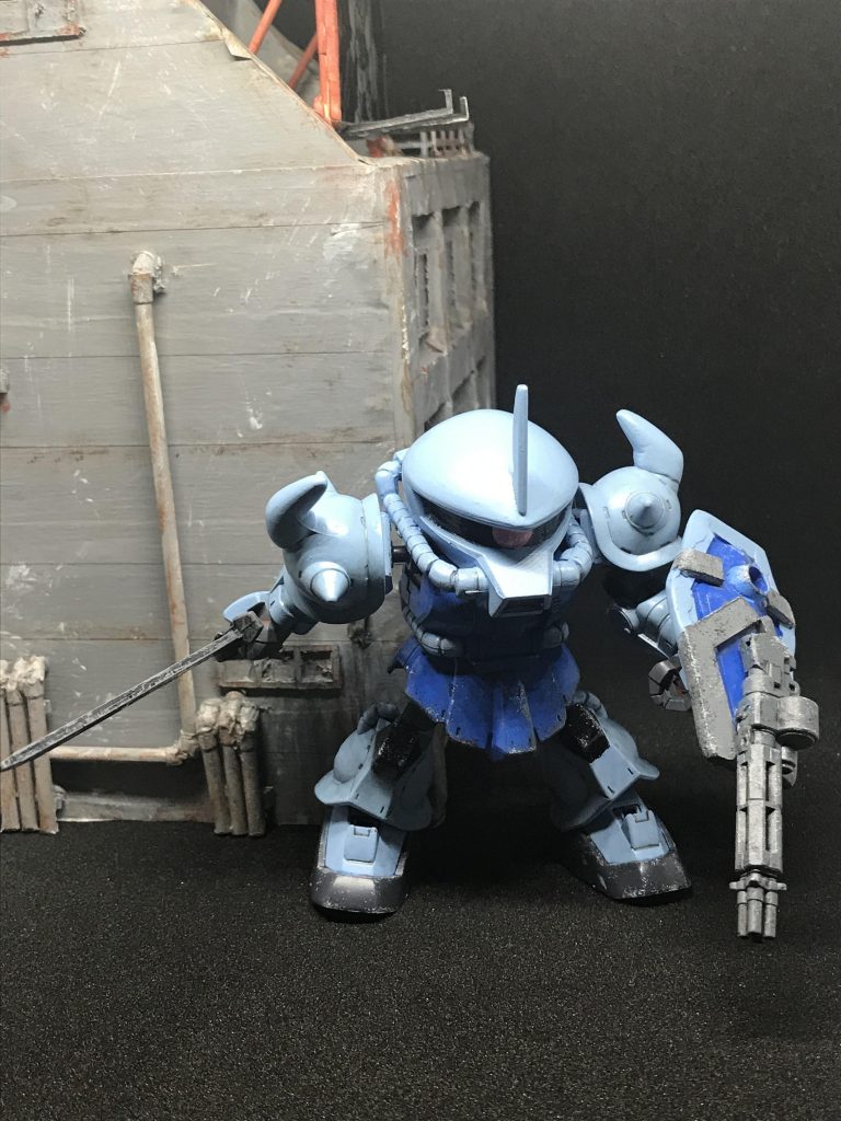 自作のジオラマと共に
    +