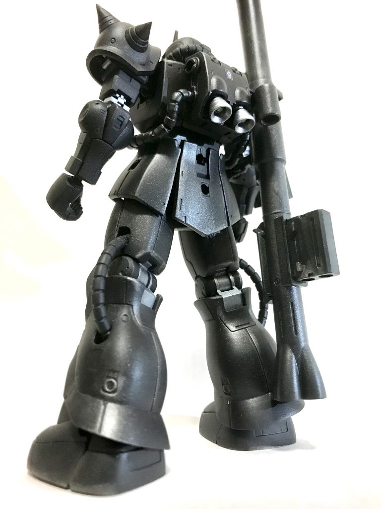 ザクの後ろ姿も萌えますね（笑）
    +