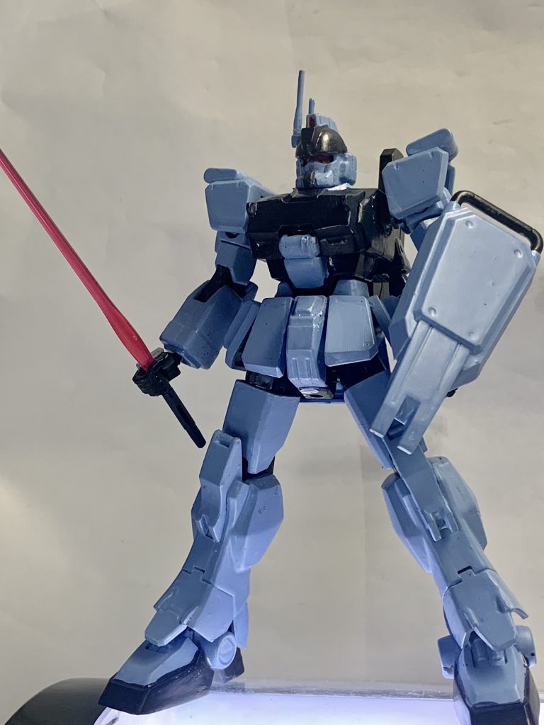 ビームサーベル構えポーズアクリジョンで塗ってから納めたサーベルが取り出せなくなったからサーベルはテルティウムのやつですw