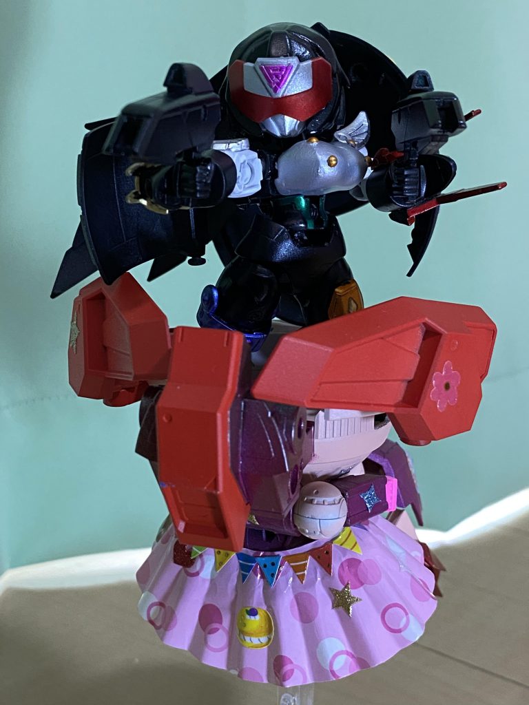 ウォドム部分は高速移動機　素渡来駄(ストライダー)に